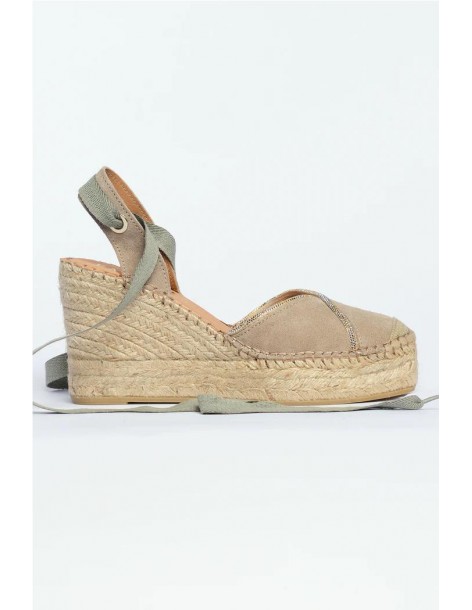 VALENCIANA LEONOR FABIOLAS