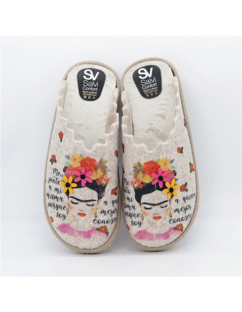 FRIDA "ME MAQUILLO A MI MISMA"