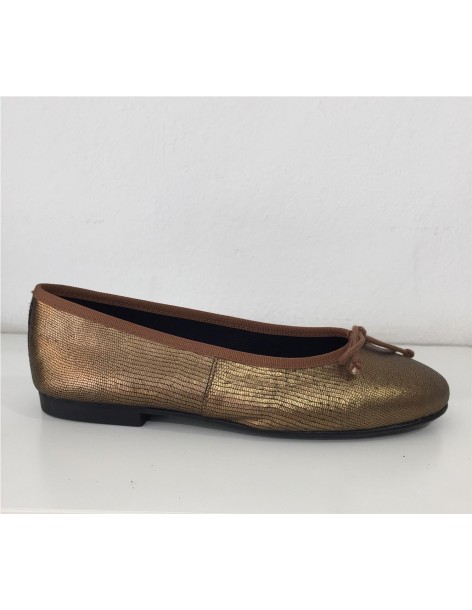 BAILARINA BRONCE CALLAGHAN